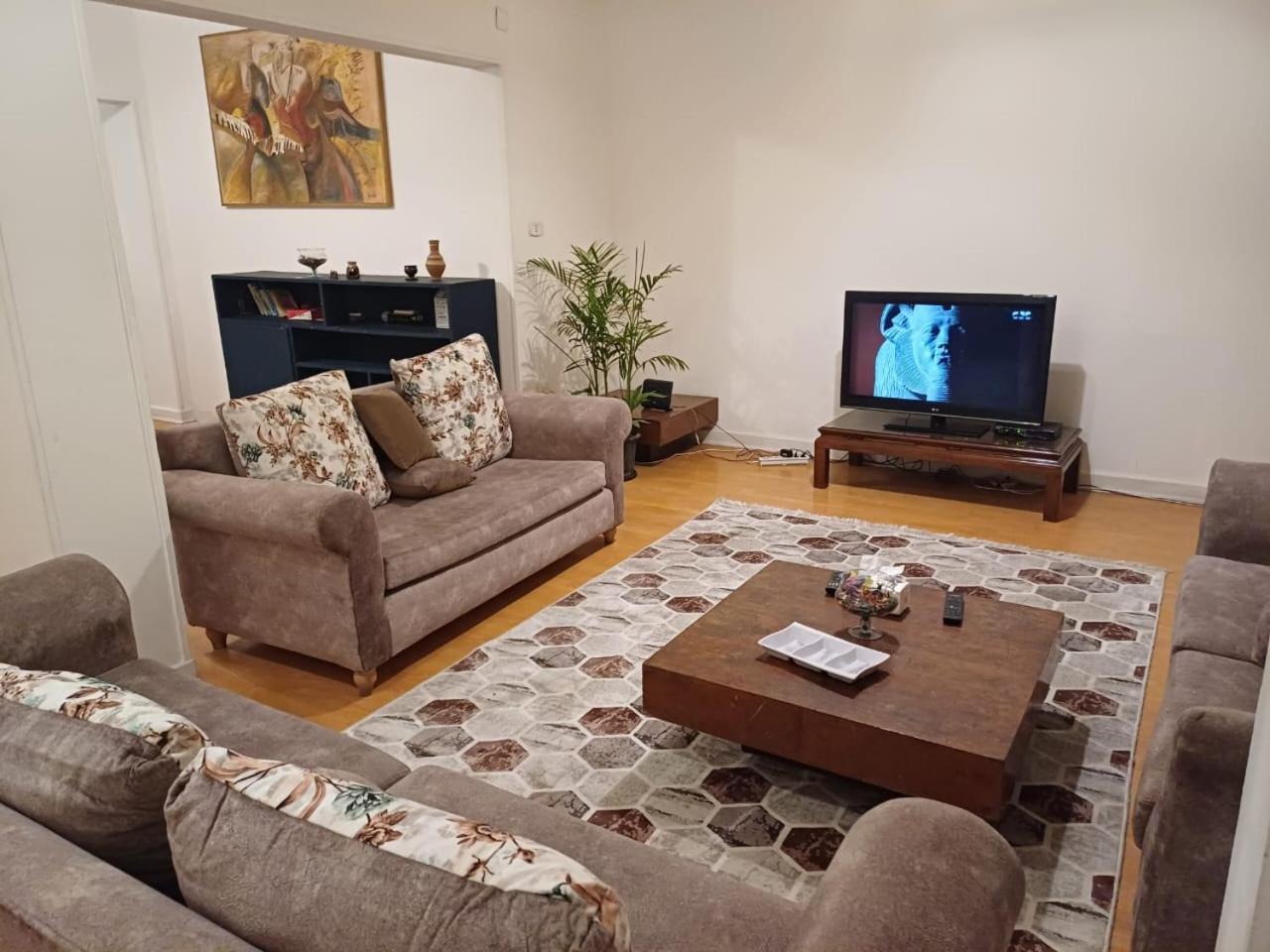 Apartment Family